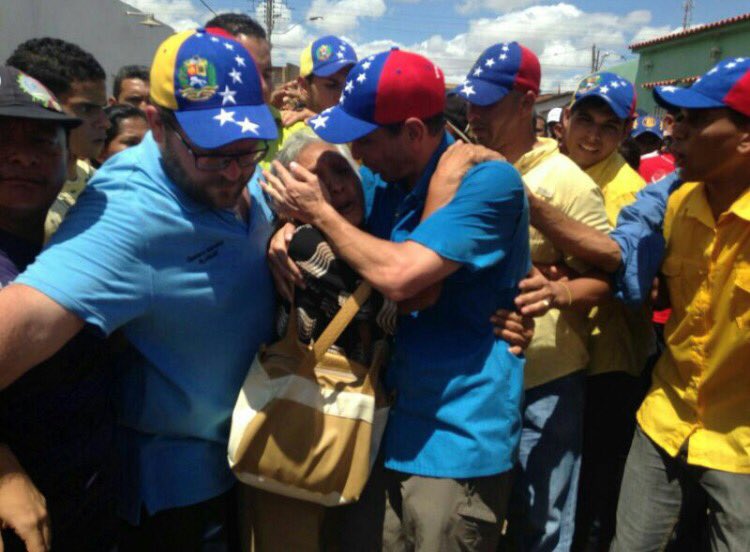 hcapriles tweet picture