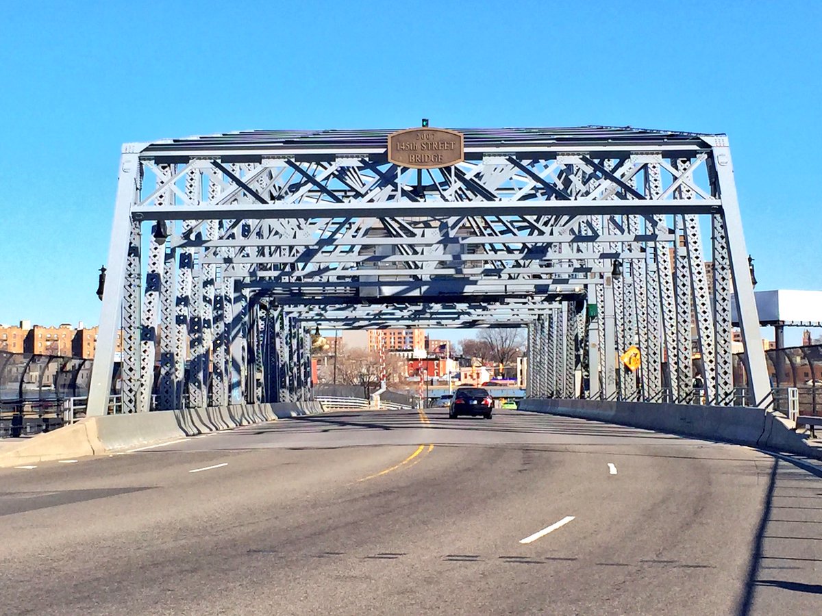 gigi_nyc's tweet photo. The 145th street Bridge #NYC #Bridge8 https://t.co/iGAvp361Fh