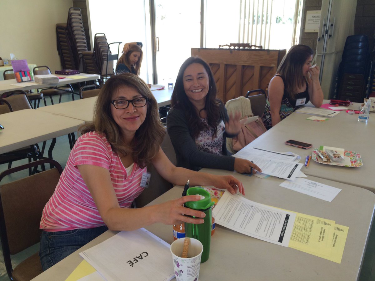 principledmom1's tweet photo. Hueneme teachers are learning great new strategies at the #CAFE workshop with #VCRA. #HESDPride https://t.co/fUcYe4iJqr