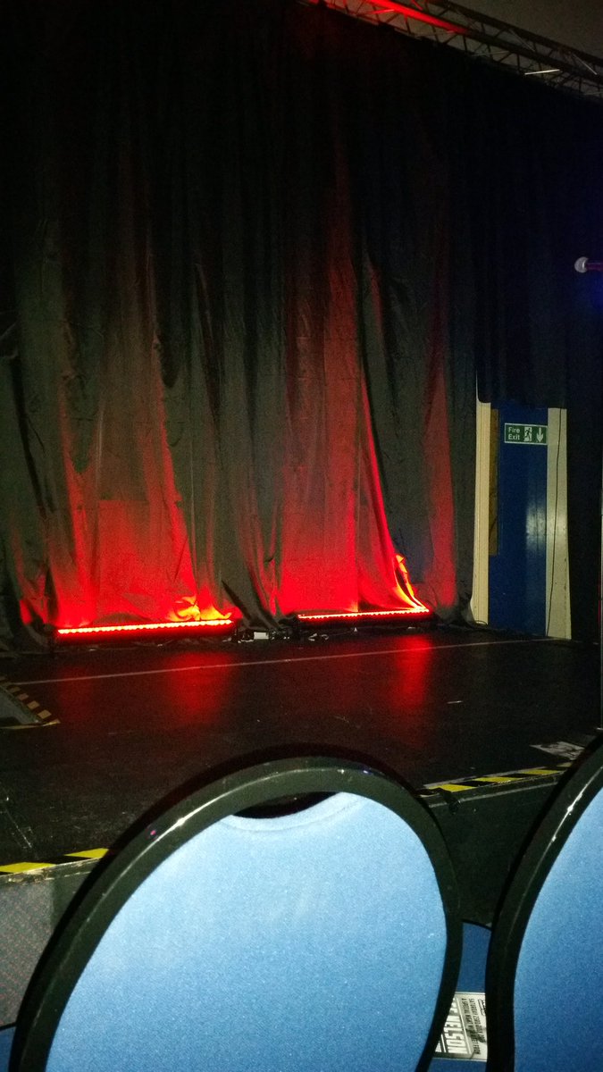 mysickbones's tweet image. #JUSTTHETONIC Comedy Club in #HansonHall #Leicester #comedy