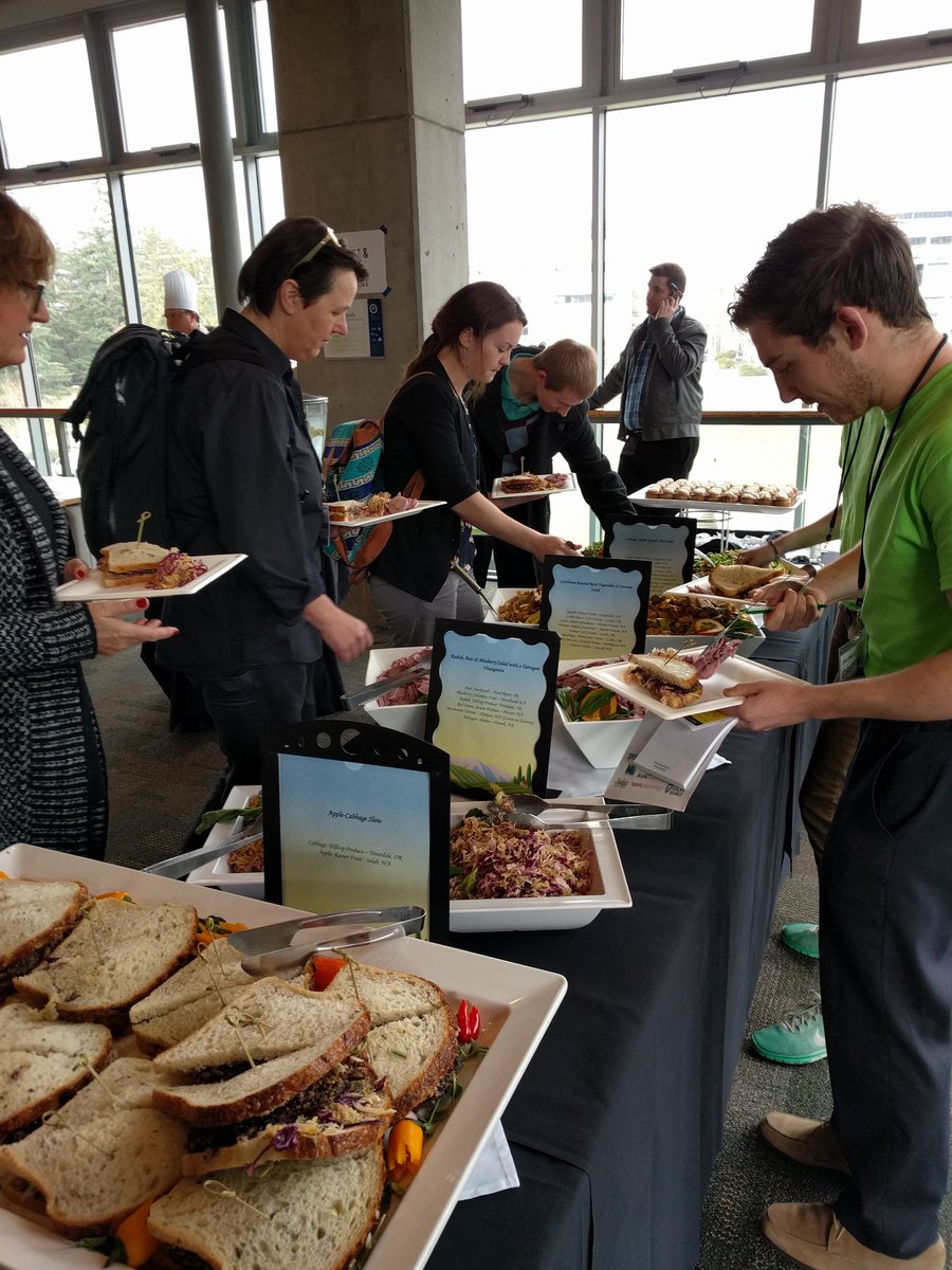 LocalImpactNW's tweet image. Huge thank you to @wwu dining services for cooking a #sustainable #locallysourced meal for #localimpact16! #eatlocal