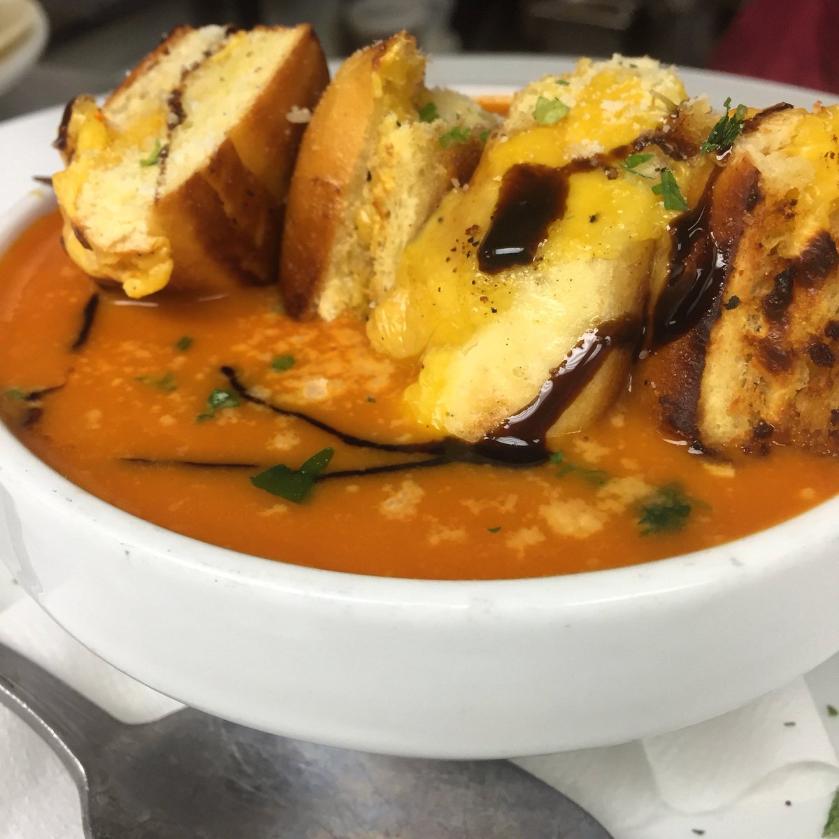What's for lunch? #GetToThePoint for our tomato soup &amp; #grilledcheese special! #yum #lieats