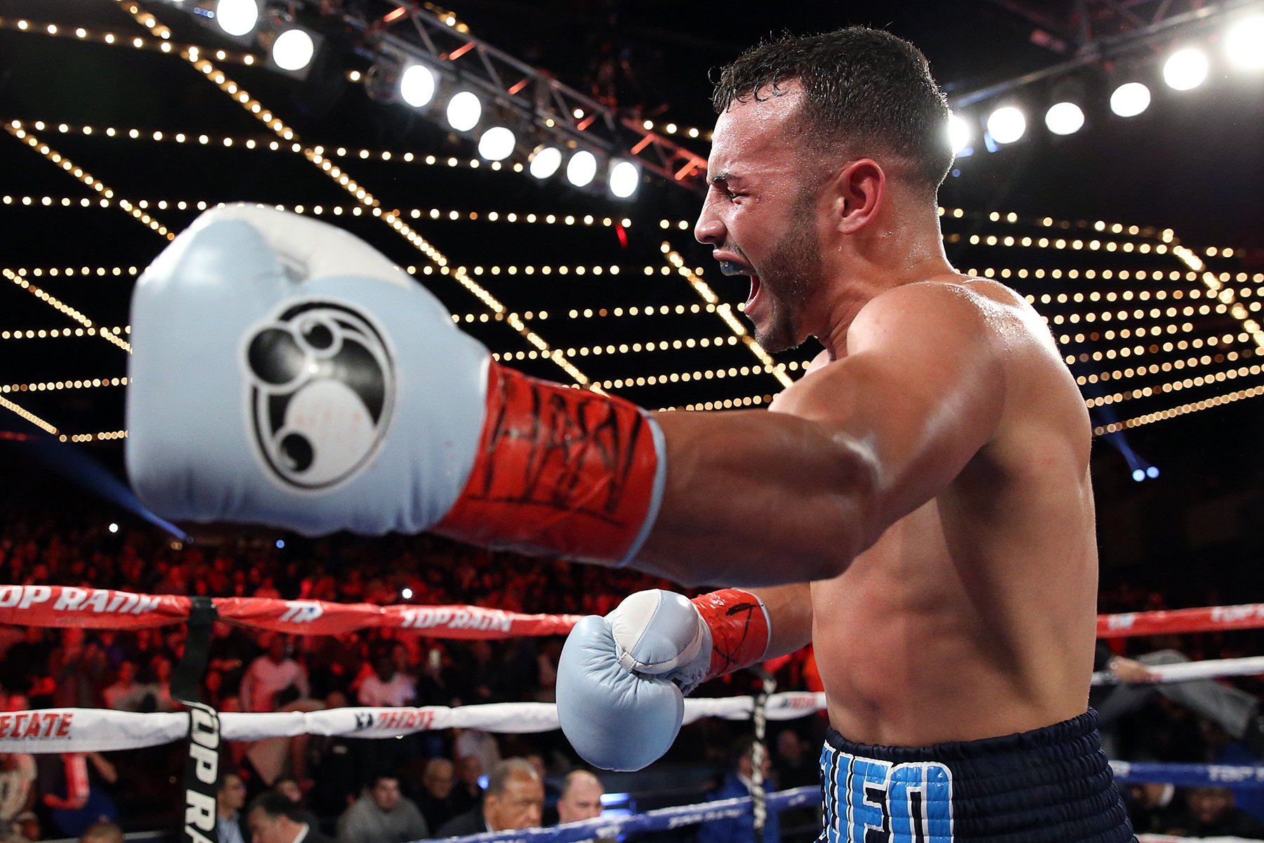 Top Rank Boxing on Twitter: "Yeah, Christopher "Pitufo" Diaz was a ...