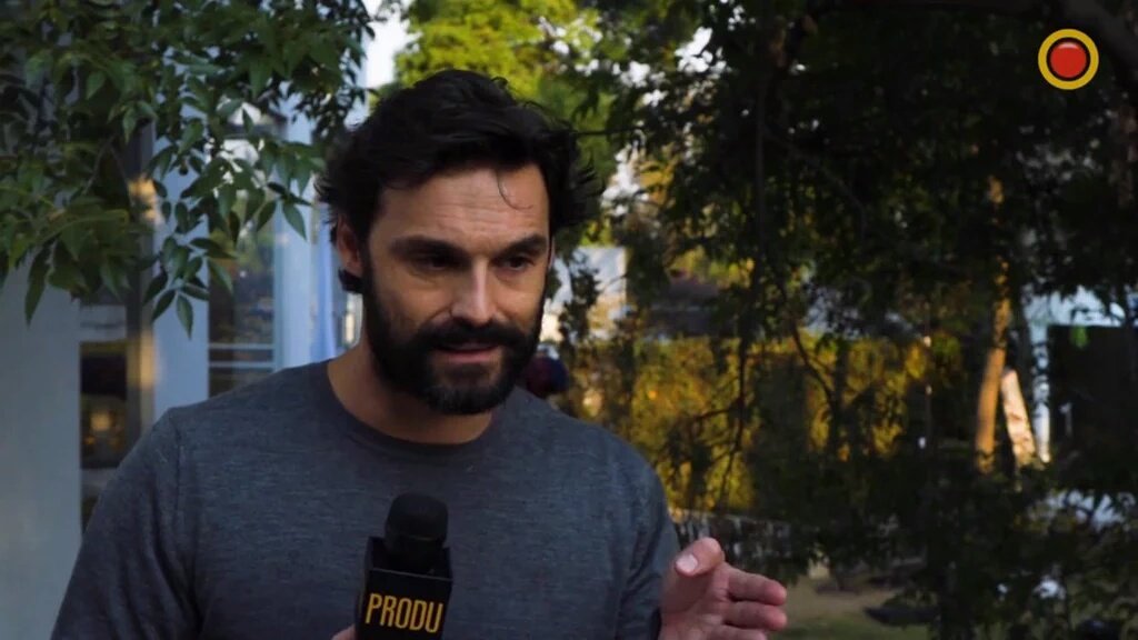 BrecoSanchezNws's tweet photo. 27/feb - Capturas de entrevista a @ivansanchezz_ en el set de #YagoPasionYVenganza https://t.co/yJLuy2PiiN