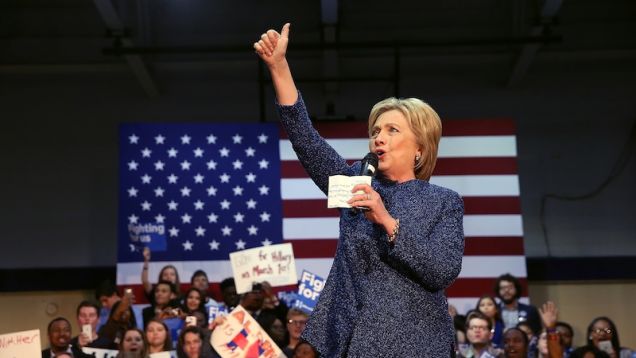 Hillary Clinton Projected To Win South Carolina Democratic Primary puls.ly/nGLDcg #culture