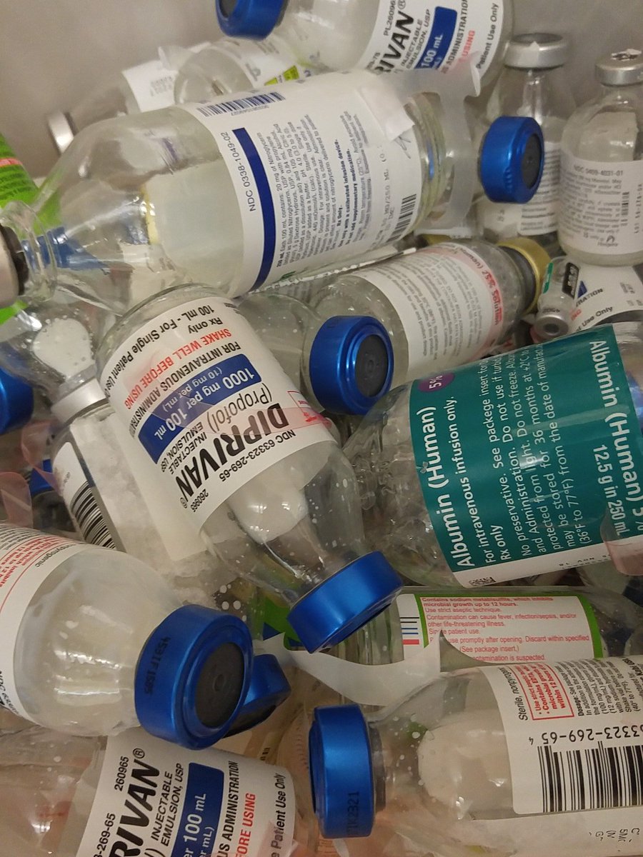 nurseEverything's tweet image. Rockin' that ICU life. #nurse #nightshift #floatnurse