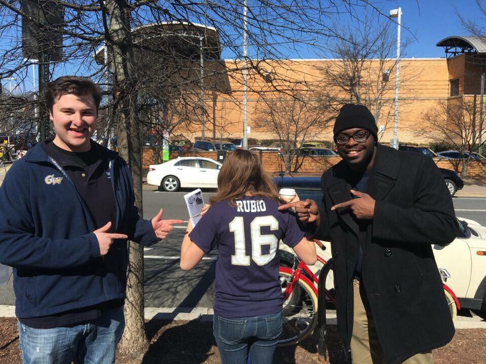 DCSFR's tweet photo. So proud of our students canvassing in VA today! #StudentsForRubio @_SFRNC #Marcomentum #MarcoRubio https://t.co/IZecWRlAGQ