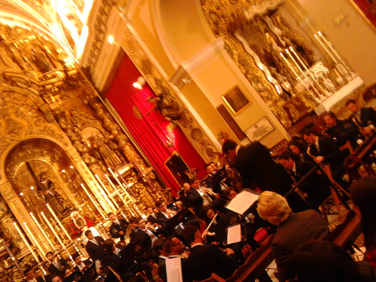 Concierto de la <a href="/BM_NSdelCarmen/">BM El Carmen de Villalba</a> en Sevilla anoche
