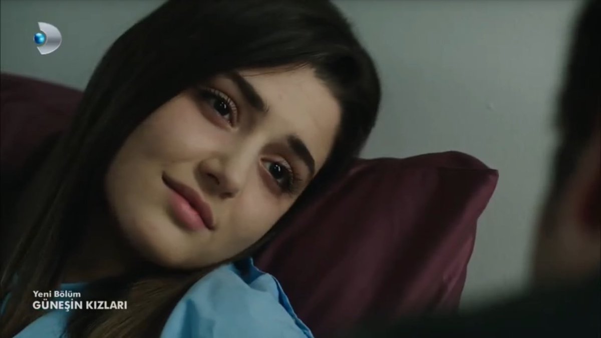 DiziciBagyan's tweet photo. Ay siz ne tatlısınız.. #GüneşinKızları #TolgaveHandeİçin https://t.co/YWltvPZLKg