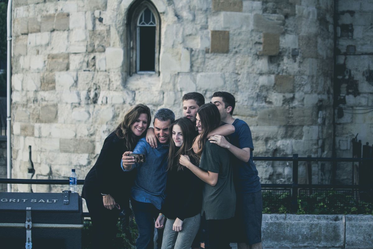 SelfieMsticker's tweet photo. Check out our new blog post on taking the perfect group selfie: https://t.co/oEf3MZH1Uf https://t.co/WgKMZjRP7G