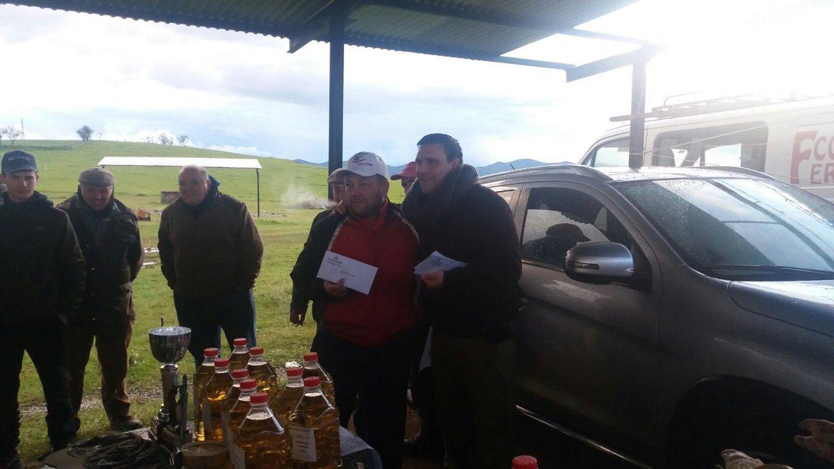 SCBelmez's tweet photo. Juan Suarez, de Aguilar, flamante campeón de nuestra Tirada al plato de hoy con una participación de 48 tiradores! https://t.co/VMnvstS7ep