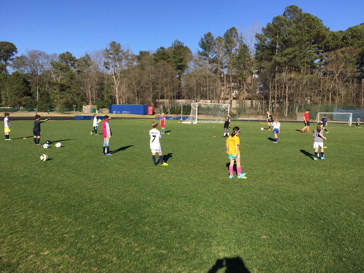 GwayAthletics's tweet photo. A GREAT day for the #JrScots Soccer Clinic! @gallowayschool #ScotsNation 👍🏼⚽️🏆🦁💯 https://t.co/svYbzS2dvu