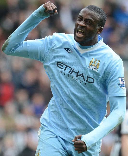 AbsoluteWankers's tweet photo. Which Toure will reign victorious in tomorrow's #CapitalOneCupFinal 
RT for #kolo
Like for #yaya https://t.co/5kB71NZGLn