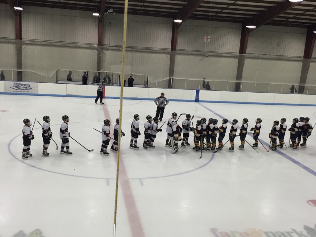 CrazycrazyMama's tweet photo. OMG SQA with a 4-2 win over Hermantown #bestgameyet #classyparents #bothteamsfoughthard @YouthHockeyHub @OMGHA2k https://t.co/VqWsB0LnmB