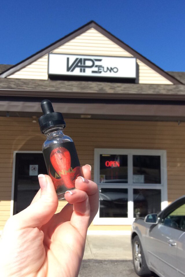 vapefumo's tweet photo. Follow our snapchat @vapefumo for the latest updates on what's going on at the shop and what's on our shelves! 😚💨 https://t.co/sO44DxlsSW