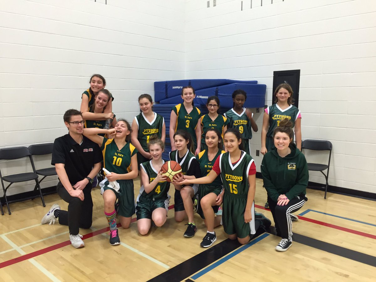 RussSnoble's tweet photo. St Pats girls in bronze medal game #goscd https://t.co/T9ofctKO4H