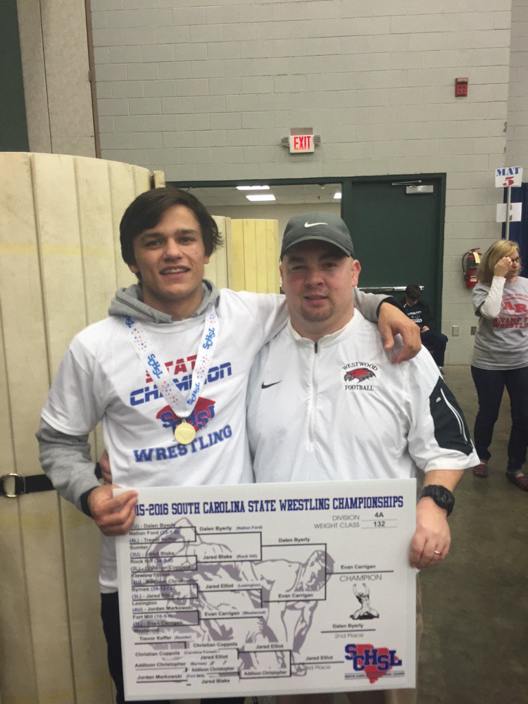 ADJP71's tweet photo. Congratulations to Evan Carrigan for winning the 4A 132lb State Championship today! #2timestatechampion #Richland2 https://t.co/KLllbaE7ig
