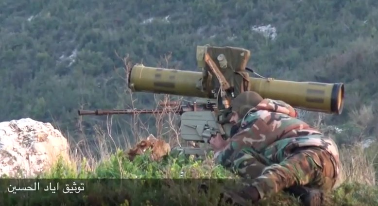 بالفيديو.. صاروخ كورنيت يدمر سيارة لـ "جبهة النصرة" CcQRuc1UAAARx9k