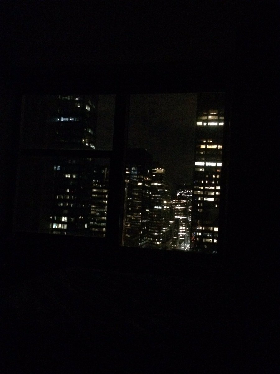 cyansunsets's tweet photo. day vs night https://t.co/icshlXwdZT
