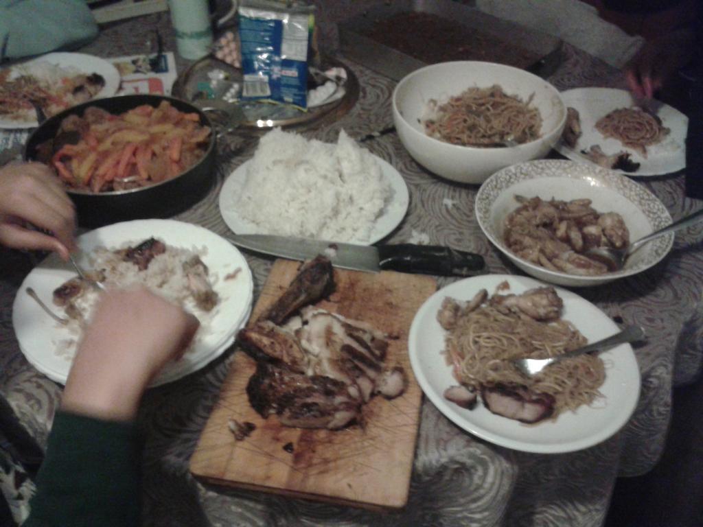 jeffnini2002's tweet photo. @ZoraidaNuguid @nimary74 @pam_sum @MarbenD2607 @mien0402 @victorianoisy ito walangwala #ABSCBNHOPELESS https://t.co/AncpegSabN
