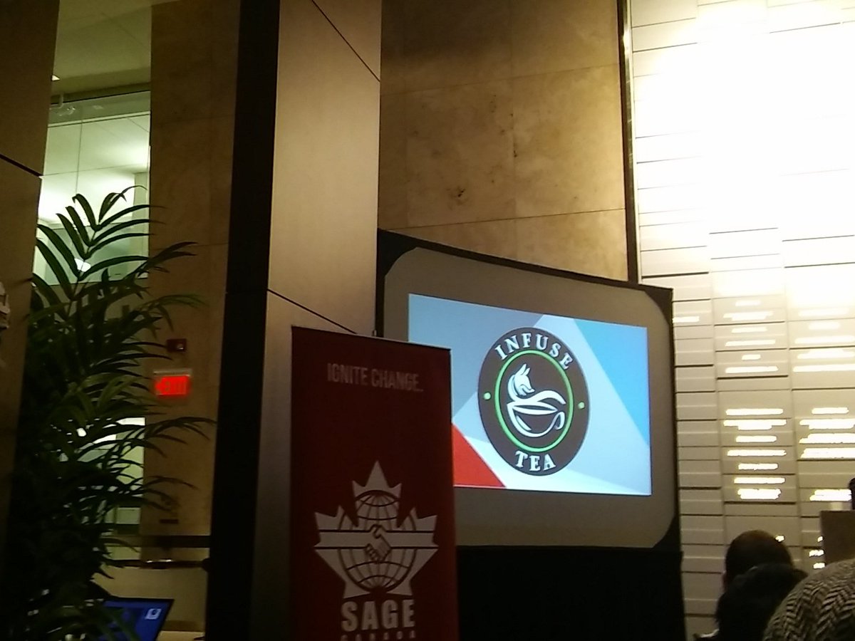 MalavanB's tweet photo. Welcoming infuse tea and our crazy funny mc's. #SAGEAdCon16 #infusetea #mindgamez https://t.co/qe0LCLMZr8