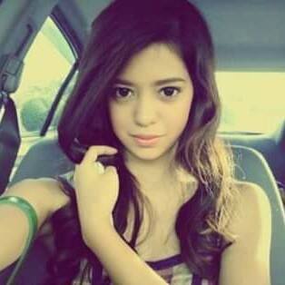 sueramirez19's tweet photo. i miss my long hair .. https://t.co/JroXavnyce