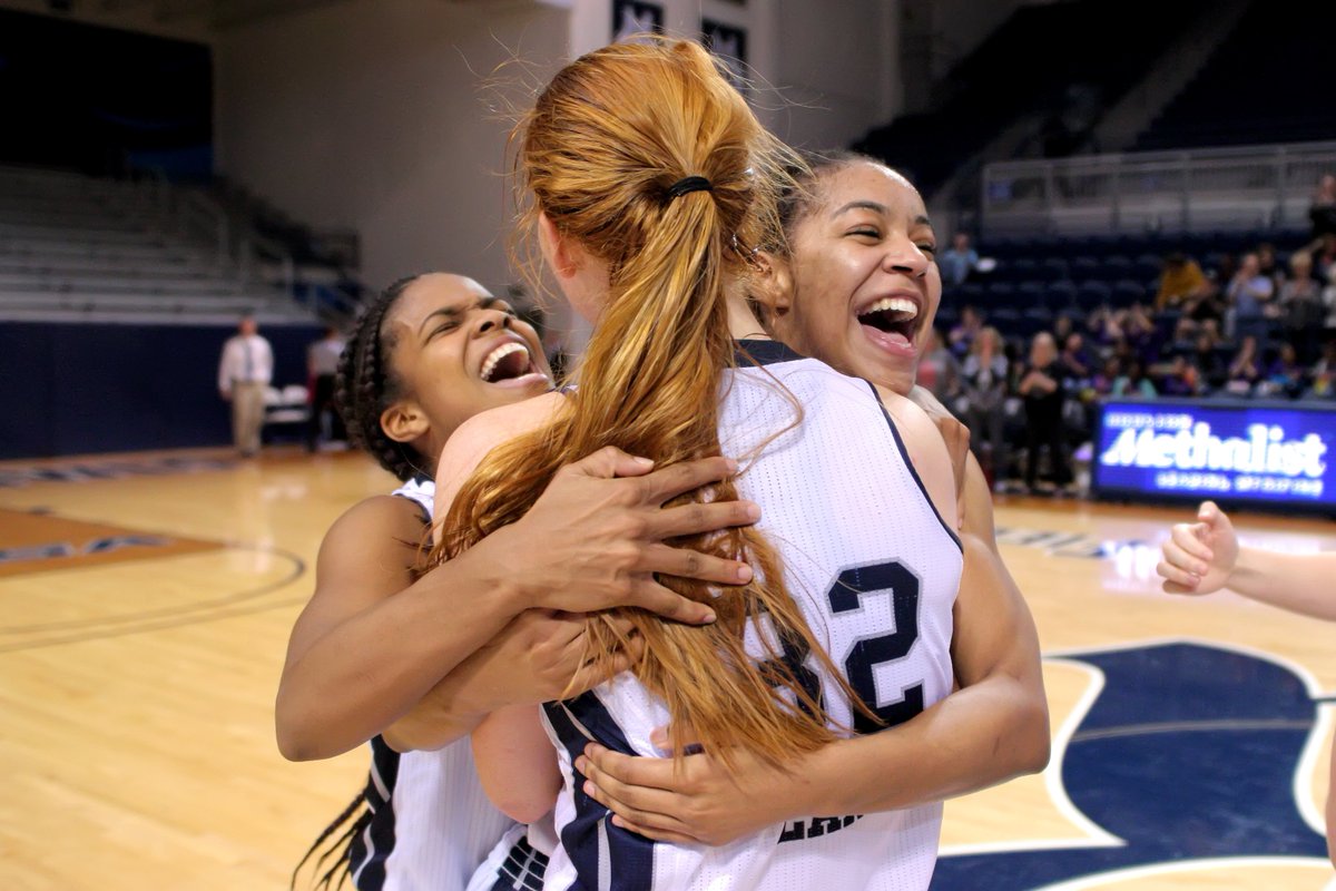 RiceWBB's tweet photo. RECAP π: Rainey, Hawkins lead Owls to 84-77 win over LA Tech on Senior Day | https://t.co/YrBuhYJtR0 #Rmindset https://t.co/FUZlAnkOjo