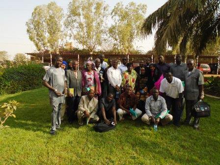 PotentielTerre's tweet photo. #Formation ds leaders #leadership #entrepreneuriat #social du 15 au 18 fév. 2016. Début du trajet #LEAP+ #YAWWA https://t.co/Pa5HM5zbbi