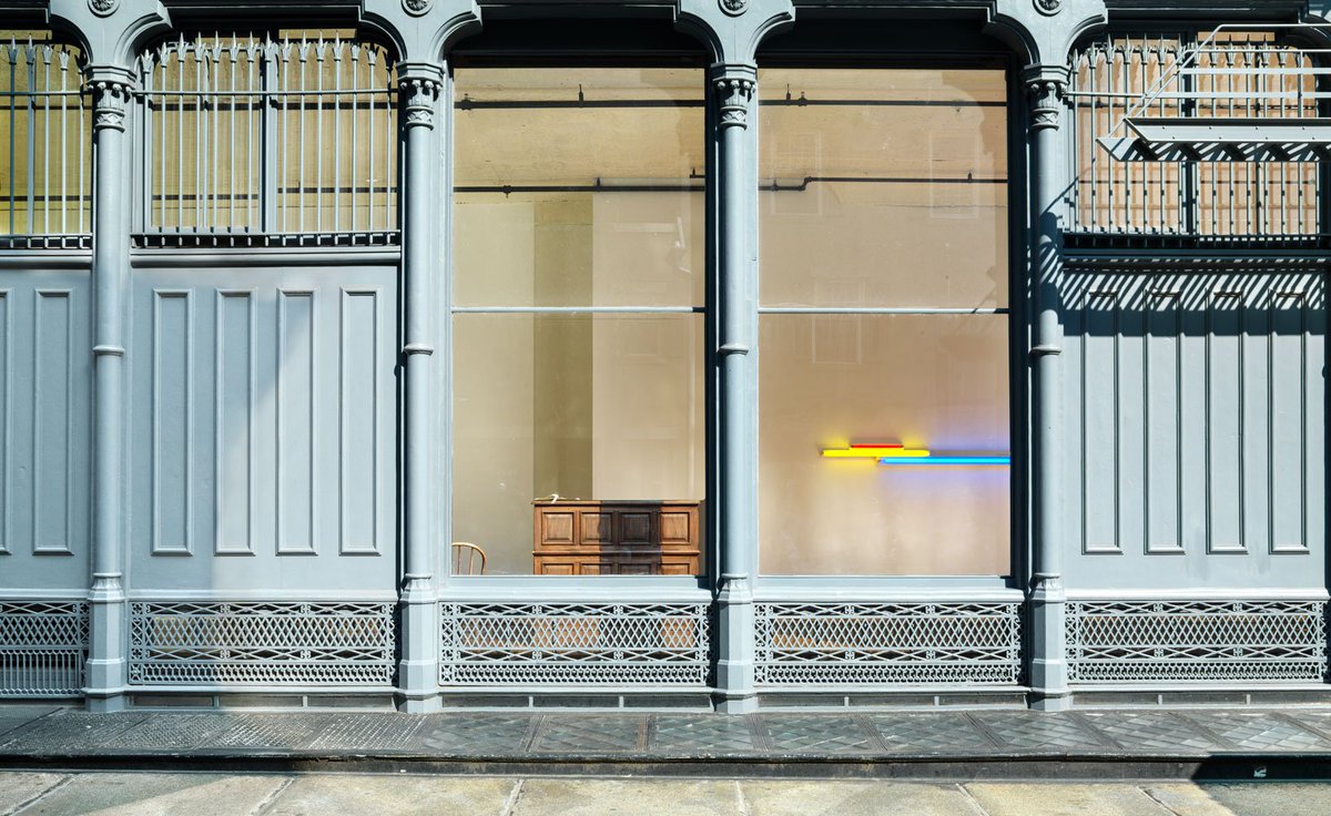 wallpapermag's tweet photo. NYC art galleries everyone should know: https://t.co/8BLBN5Cbcp https://t.co/DtKuD1MjFc