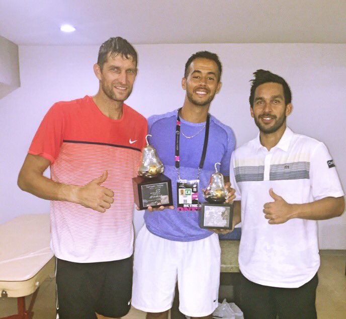 TreatHuey's tweet photo. Acapulco Title!!!! Thanks a lot #beast #coachOG #cebuanalhuilliersports @head_tennis @SOLINCOsports @TRAVISMATHEW https://t.co/ytEAyRNohN