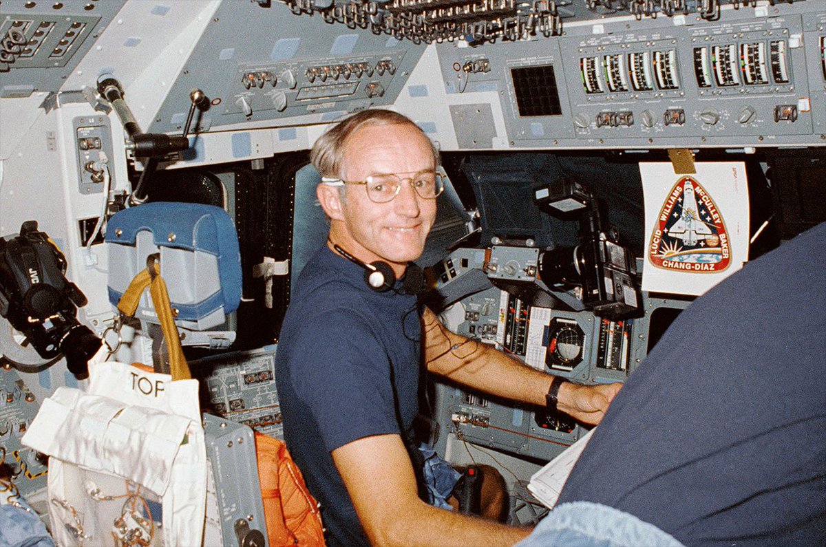 collectSPACE's tweet photo. NASA astronaut Don Williams, led mission to launch Jupiter probe, dies at 74: https://t.co/BV6Z1r1Bbl #STS51D #STS34 https://t.co/LV6r0xCIeg