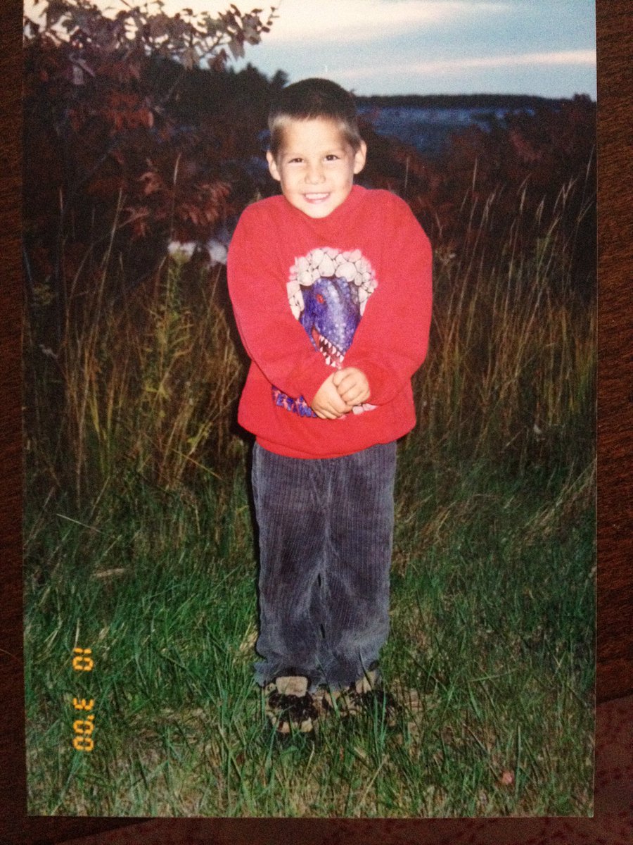 Pamaj's tweet photo. What are thoseeeee https://t.co/K5CxnMhyRD