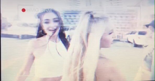 MsMillieORourke's tweet photo. My life is roses 🌹💫🤘🏼 https://t.co/FwKW4o1rir