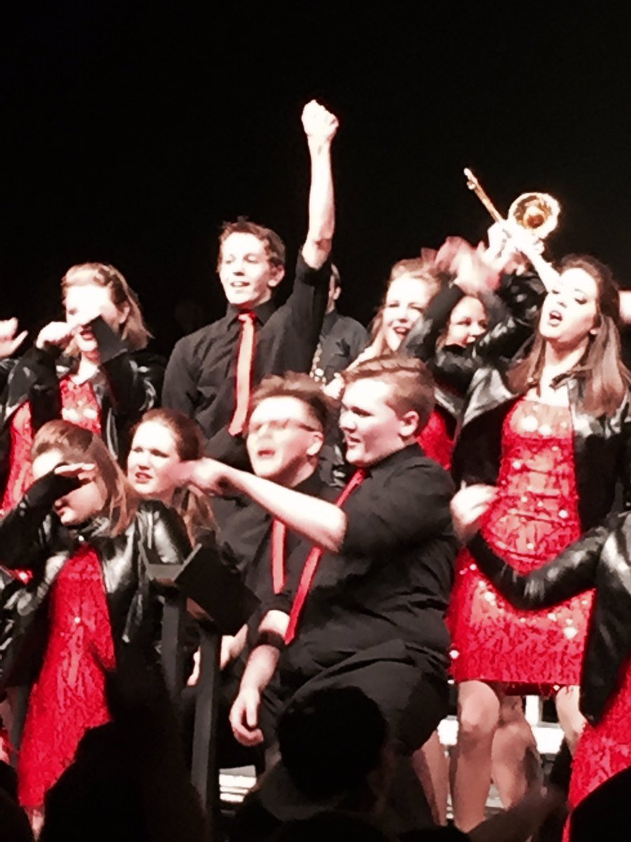 SarahRuba1's tweet photo. Great job, Perpetual Motion, Visual Adrenaline &amp; Intensity @ SE Polk @Ankeny_Hawks @AHSScoreboard @AnkenyBand https://t.co/Ch00zsqk4H