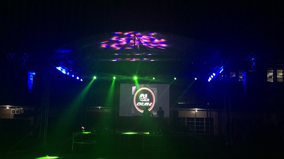 gian3925's tweet photo. #Hyperdrive2016 frosh batch night @ San Beda Manila ๐๐ผ๐ https://t.co/W2AXo1Ndsv