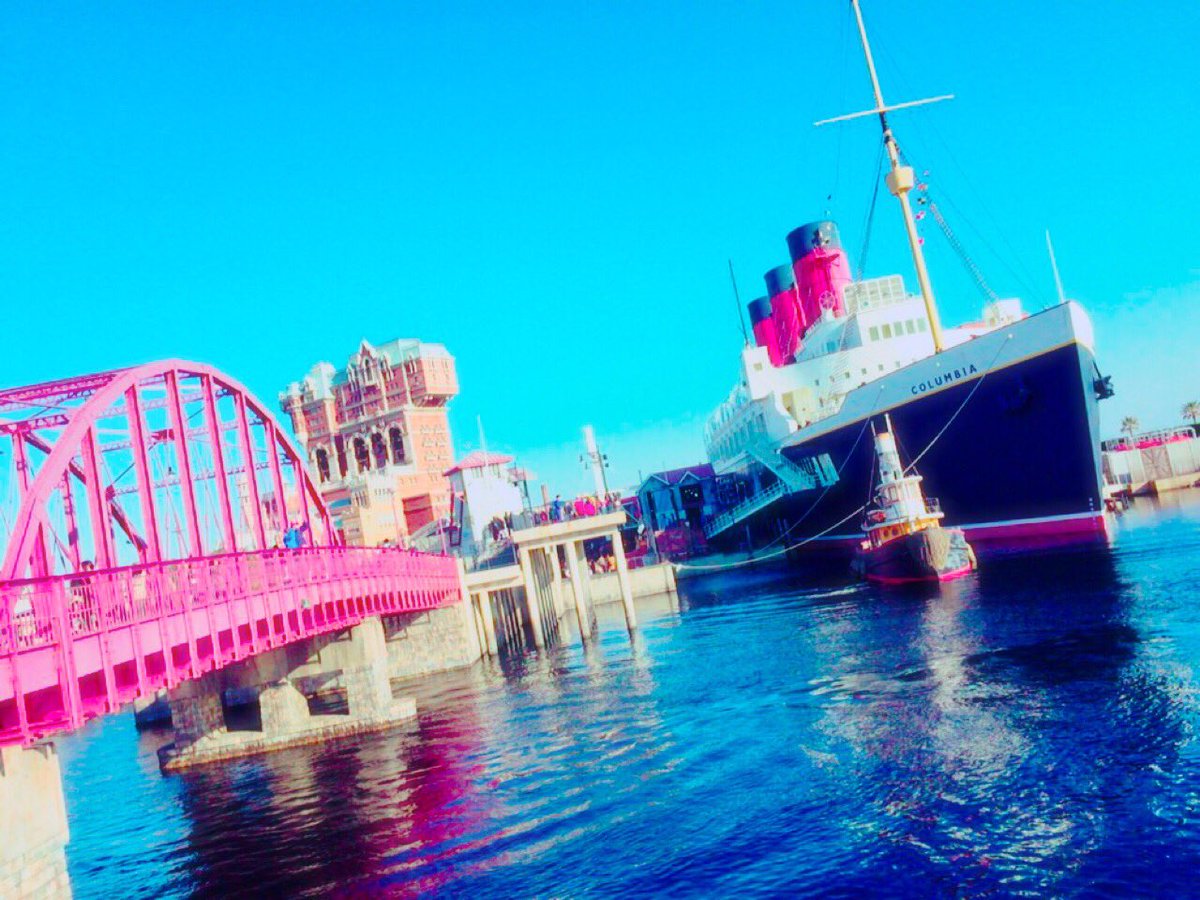 Disdona_47's tweet photo. もっと綺麗な写真が
撮れるようになりたいな🐭💭

#美しきTDSの風景 
#Dヲタさんと繋がりたい 
#Disney https://t.co/0hk27bakqD