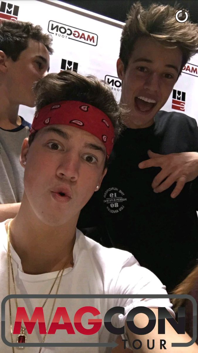 ColombiaCameron's tweet photo. Magcon bro ✖ 😈 https://t.co/K6KMr8D0E1