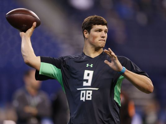 ProseFootball's tweet image. What the fuck happened to Hackenberg? #PennState #NFLDraft #NFLCombine bit.ly/1pgBo75