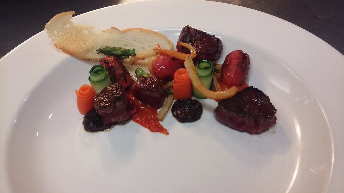 ChefTeebone's tweet photo. Mini filet mignon. https://t.co/9zSGhgJxp7