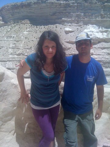 SydneySchuster1's tweet photo. #RemindMeOfThatTime @ConradOfficial the time I was in Israel, on Masada, with my friend https://t.co/NjMoAqGUhe