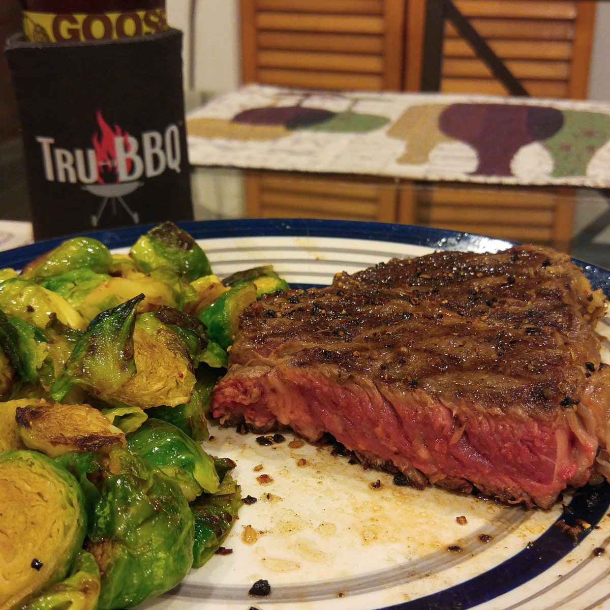 Prime ribeye cooked rare, just the way I like it 😊 #bbq #grilling #barbecue #trubbq