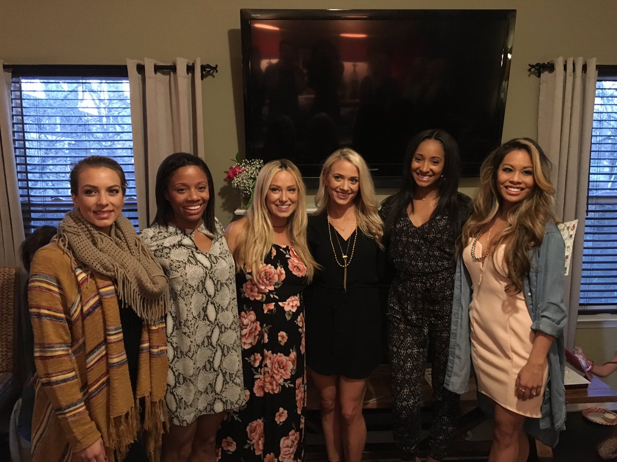 YoungJoci's tweet image. Celebrating @MrsJessiT today at her wonderful baby shower! #Line2 #TTC