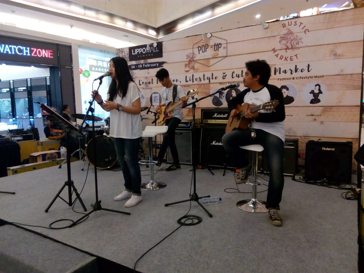 gbastian8's tweet photo. Penampilan @danillajpr di @LippoMallKemang dalam acara #PopUpNation semalam. #penelisik https://t.co/u7Beq0awG4