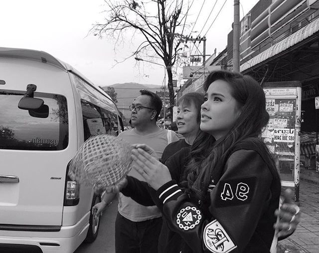 UrassayaLuv's tweet photo. Good morning ka :) #flybirdiesfly https://t.co/RYkDNknL5D