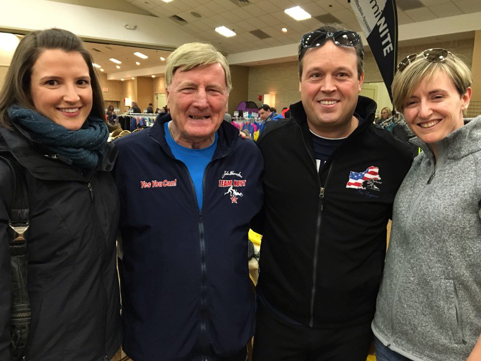CoastalClio's tweet photo. Mtg these men reinvigorated my #marathontraining #inspiring  #hyannishalfmarathon tomorrow #RunCapeCod @TheTeamHoyt https://t.co/OlURzuMnkn