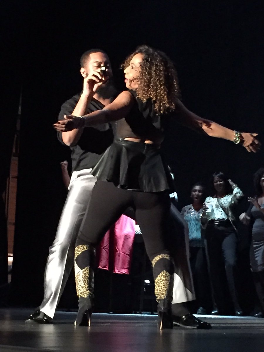 VIBE105TO tweet media