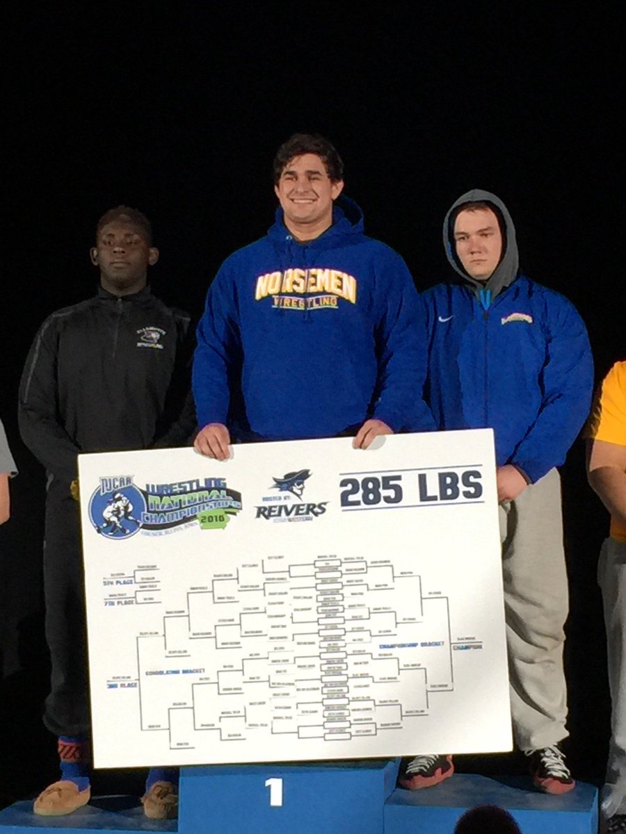 Leon Leal tweet media