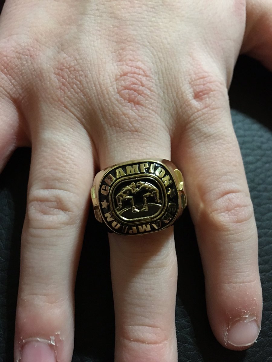 cts117's tweet photo. Cooper Claussen #statewrestling2016 #proud @taraclaussen https://t.co/X4Q4e5J3OV