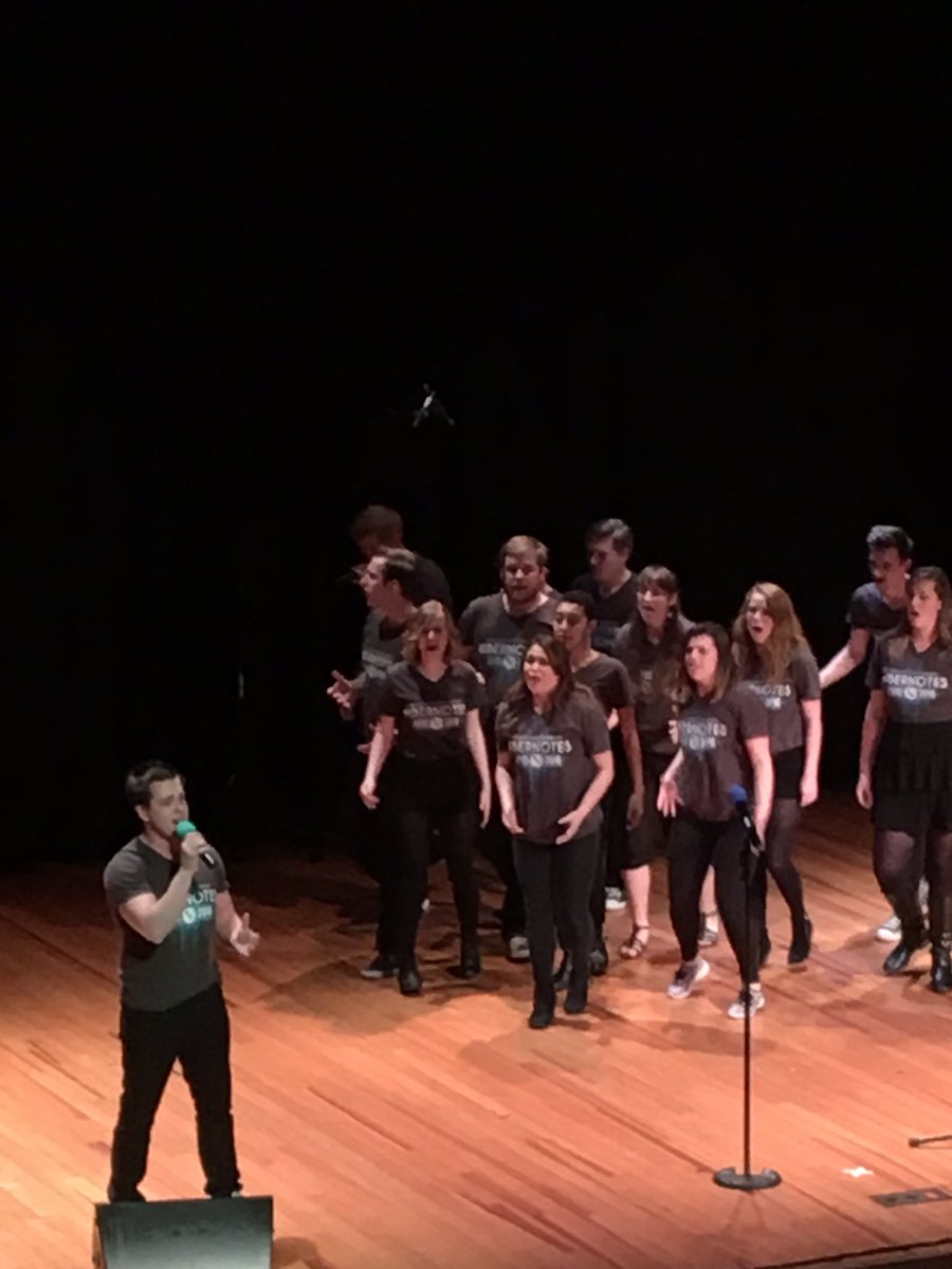So it turns out <a href="/hibernotesmsu/">Hibernotes</a> are the best hosts AND incredible performers!! What an amazing set!! #ICCA #MidwestQF