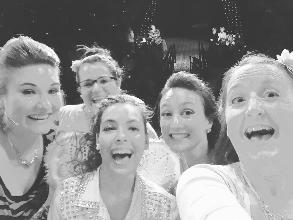 One more chance to get in on the action!  #girlsnightthemusical #gntm #palacetheatre #WisconsinDells #Wisconsin